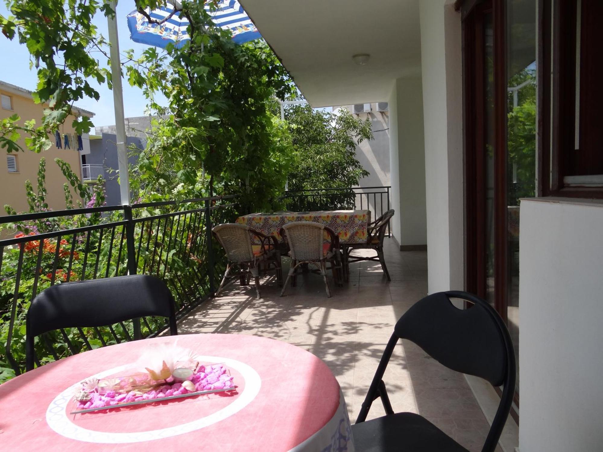 Rajcic Apartman Sobe أوميس المظهر الخارجي الصورة
